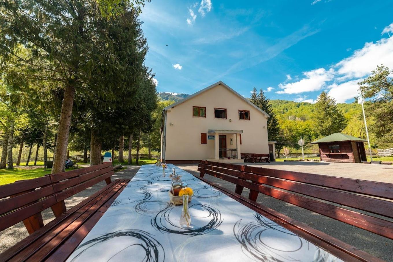 Hostel Mojan Andrijevica Exterior photo