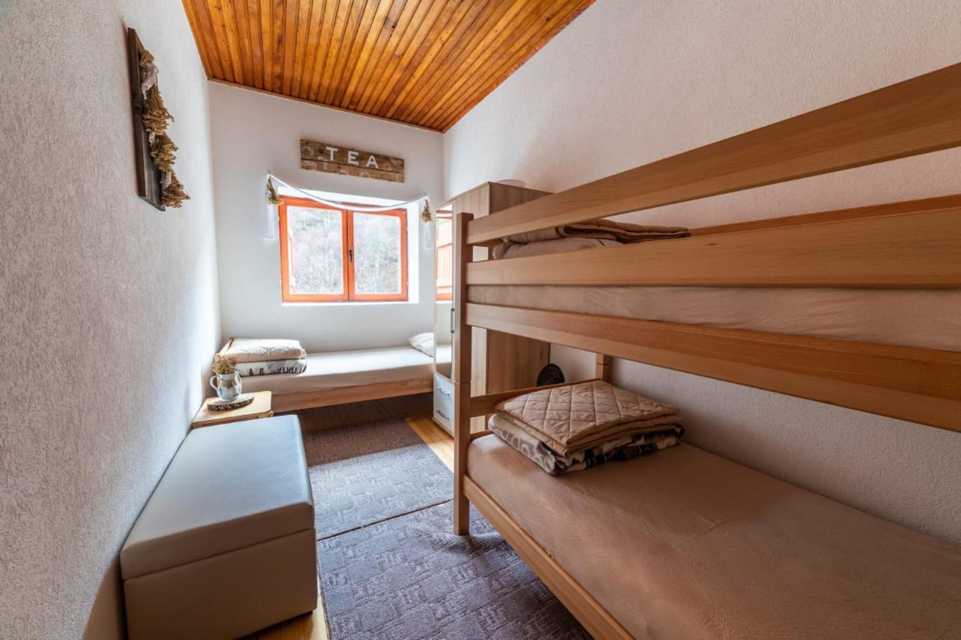 Hostel Mojan Andrijevica Exterior photo